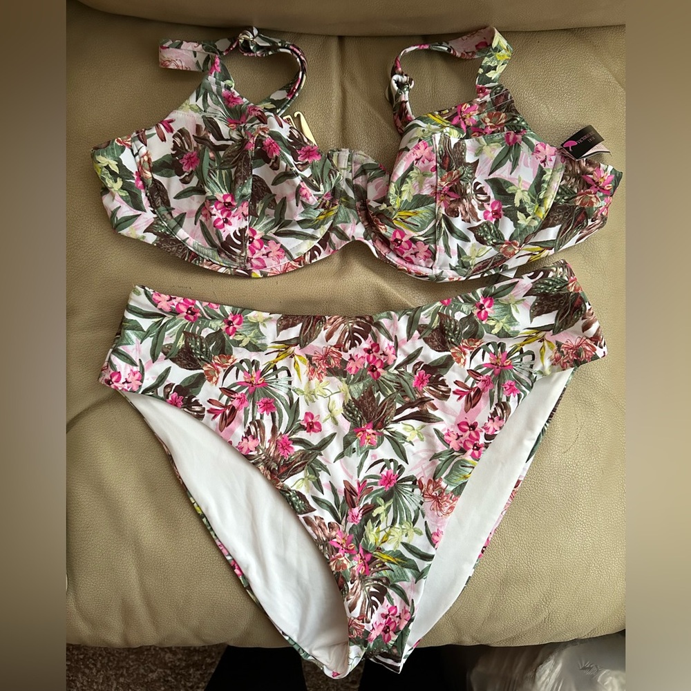 VS Bikini Set